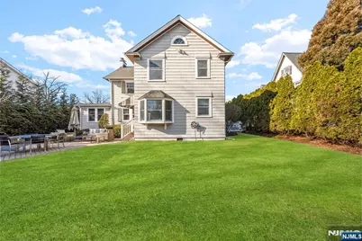 163 Hampton Place, Ridgewood, NJ 07450 - Photo 43