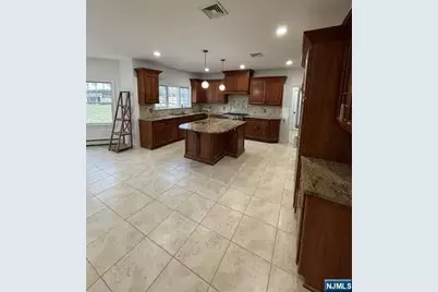 124 Coopers Lane, River Vale Township, NJ 07675 - Photo 9