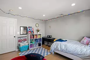 132 Clinton Pl, East Rutherford, NJ 07073 - Photo 29