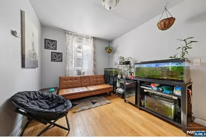 297 Runyon Street, Newark, NJ 07108 - Photo 7