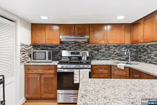 65 Cambridge St, East Orange, NJ 07018 - Photo 3