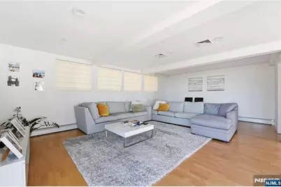 27 Suffolk Lane, Tenafly, NJ 07670 - Photo 3