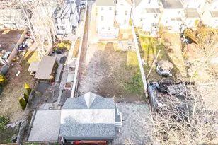 328 Hawthorne St, Orange, NJ 07050 - Photo 33