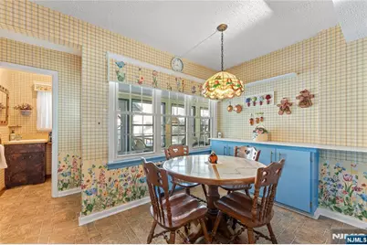 356 Washington Avenue, Clifton, NJ 07011 - Photo 7