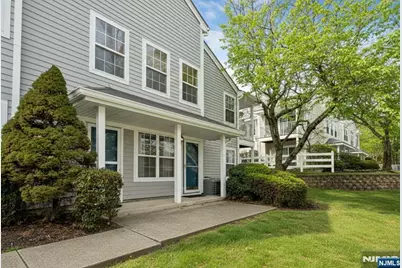 1144 Garrison Court, Mahwah, NJ 07430 - Photo 3