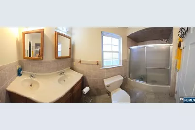 28 Clinton Place, Newark, NJ 07108 - Photo 9