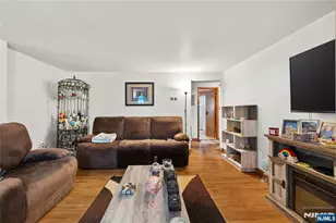 19 Inwood St, Clifton, NJ 07011 - Photo 11