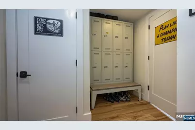 174 Hillcrest Drive, Wayne, NJ 07470 - Photo 13