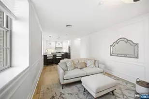 2301 Rio Vista Dr, Mahwah, NJ 07430 - Photo 19