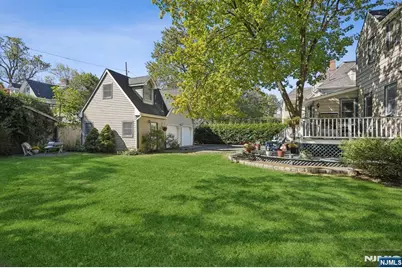 200 Inwood Avenue, Montclair, NJ 07043 - Photo 45