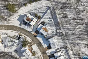 47 Chicopee Dr, Wayne, NJ 07470 - Photo 47