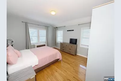 40 Stuyvesant Road, Teaneck Township, NJ 07666 - Photo 3