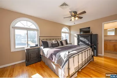 51 Carlisle Road, Wayne, NJ 07470 - Photo 17