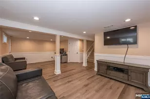 51 Carlisle Rd, Wayne, NJ 07470 - Photo 27