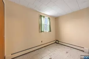 27-10 Urban Pl, Fair Lawn, NJ 07410 - Photo 19