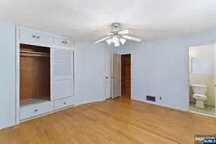 137 Voorhees St, Teaneck Township, NJ 07666 - Photo 13