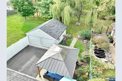 112 Diamond Bridge Avenue, Hawthorne, NJ 07506 - Photo 31