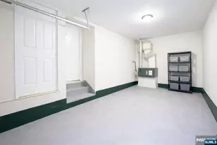 48-50 Holland St, Newark, NJ 07103 - Photo 9