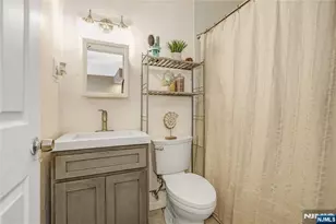 13 Village Way 4, Vernon, NJ 07462 - Photo 5