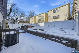 747 S 11th St, Newark, NJ 07103 - Photo 39