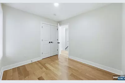 747 S 11th Street, Newark, NJ 07103 - Photo 13