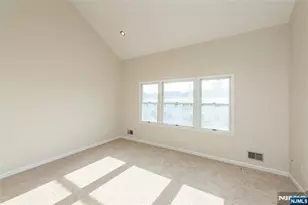 45 Royal Ave 36, Hawthorne, NJ 07506 - Photo 3