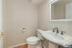 45 Royal Ave 36, Hawthorne, NJ 07506 - Photo 17