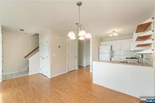 45 Royal Ave 36, Hawthorne, NJ 07506 - Photo 11