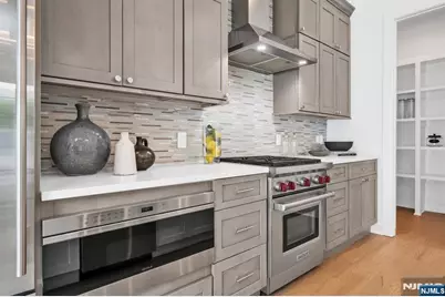 24 Gabriel Court 24 #24, Paramus, NJ 07652 - Photo 13