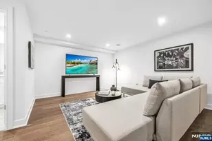 24 Gabriel Ct 24, Paramus, NJ 07652 - Photo 37