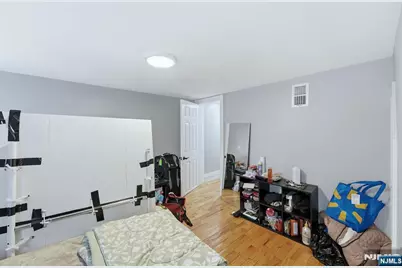 68 Kearny Street, Newark, NJ 07104 - Photo 11