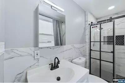 68 Kearny Street, Newark, NJ 07104 - Photo 7