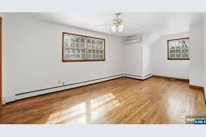 36 Page Drive, Oakland, NJ 07436 - Photo 29