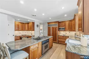 2 Stewart Ct, Old Tappan, NJ 07675 - Photo 7