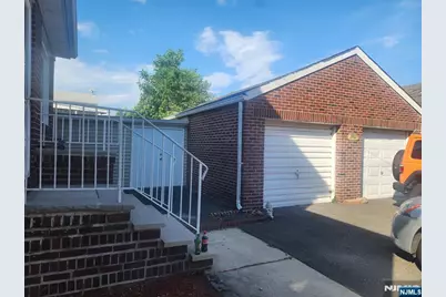 752 Ridge Road, Lyndhurst Township, NJ 07071 - Photo 3