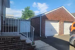 752 Ridge Rd, Lyndhurst Township, NJ 07071 - Photo 3