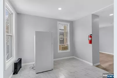 195 Park Avenue, Orange, NJ 07050 - Photo 3