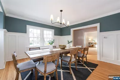 25 Melrose Place, Montclair, NJ 07042 - Photo 3