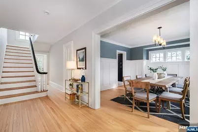 25 Melrose Place, Montclair, NJ 07042 - Photo 11