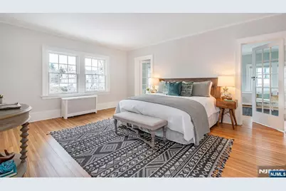 25 Melrose Place, Montclair, NJ 07042 - Photo 19