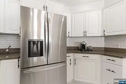 216 The Promenade, Edgewater, NJ 07020 - Photo 11