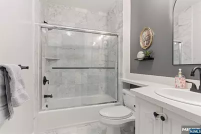 216 The Promenade, Edgewater, NJ 07020 - Photo 25