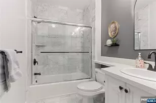 216 The Promenade, Edgewater, NJ 07020 - Photo 25