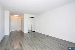 200 Old Palisade Road 19J, Fort Lee, NJ 07024 - Photo 29