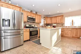 7 Birch Rd, Bloomingdale, NJ 07403 - Photo 11