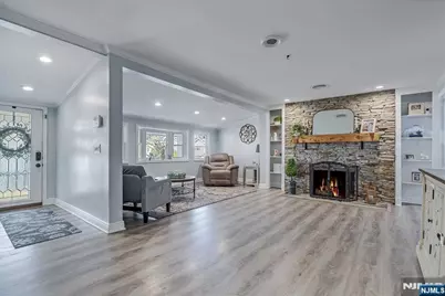 14 Oneida Trail, Wayne, NJ 07470 - Photo 3