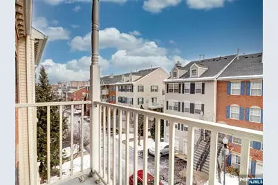 42 Krueger Court 1305 #1305, Newark, NJ 07103 - Photo 23