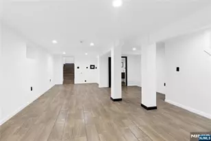 216 Renner Ave, Newark, NJ 07112 - Photo 19
