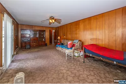 409 W Anderson Street, Hackensack, NJ 07601 - Photo 5
