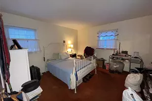 250 Stuyvesant Rd, Teaneck Township, NJ 07666 - Photo 5